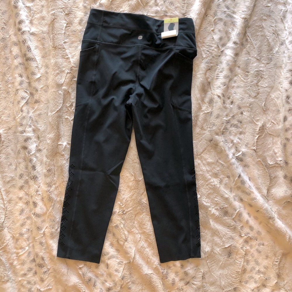 Navy scalloped leggings
